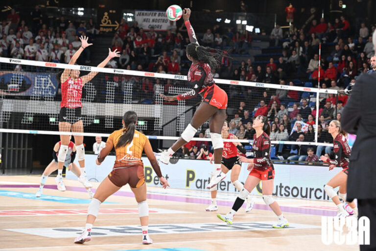 La Eurotek Laica UYBA ha perso 3 a 0 a Bergamo