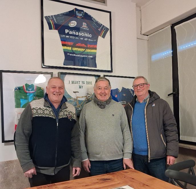 Collaborazione nel ciclismo varesino tra il Club Il Puma di Taino e Ciclovarese Collaborazione nel ciclismo varesino tra il Club Il Puma di Taino e Ciclovarese