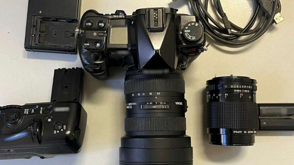 Milano, ricettazione, telefoni, macchine fotografiche ed altro Milano