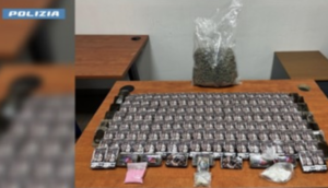 Busto Arsizio, Gallarate, A8, Arrestato con 16 kg di droga