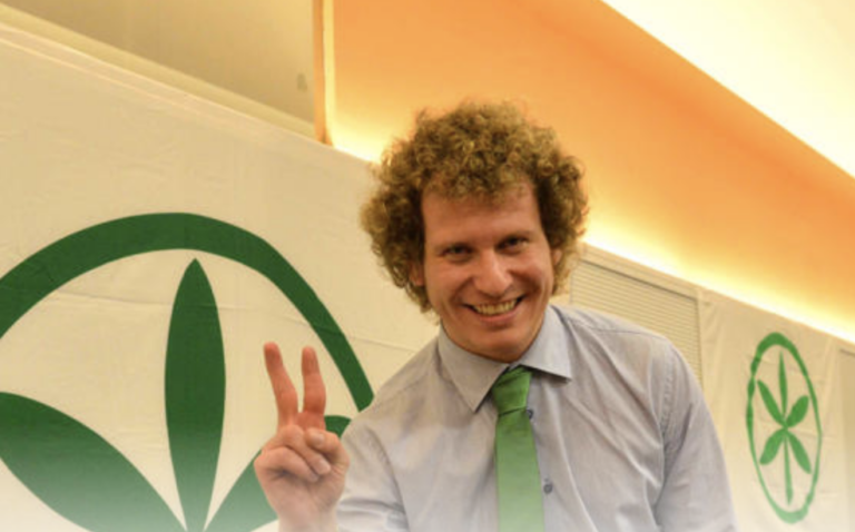 Bianchi, rinuncio, nessuno è degno di sostituire il Senatùr