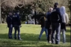 Varese, identificate 105 persone, controllati 3 locali pubblici