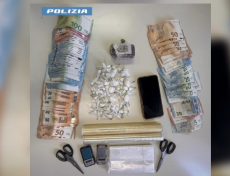 Gallarate, arrestato, con 100 dosi di cocaina e hashish