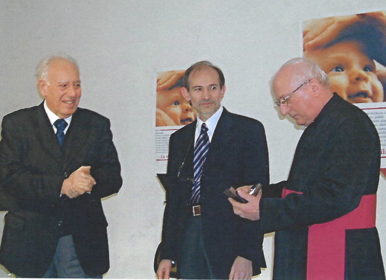 Busto Arsizio, Centro Aiuto alla Vita, Mons. Claudio Livetti, grazie per la costante vicinanza