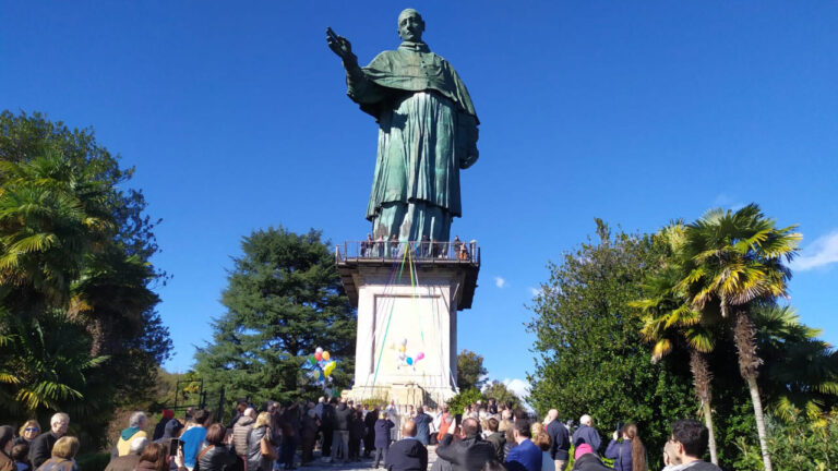 Arona, maxi evento al San Carlone