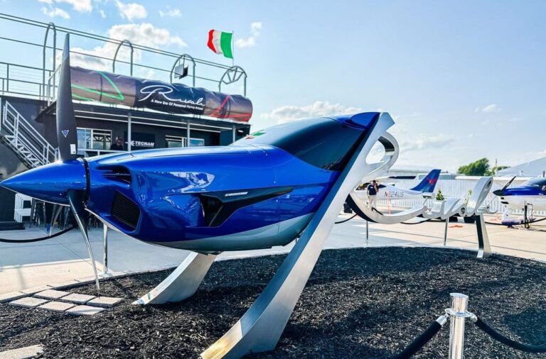Tecnam Rivale prende il volo da Oshkosh Tecnam presenta Rivale
