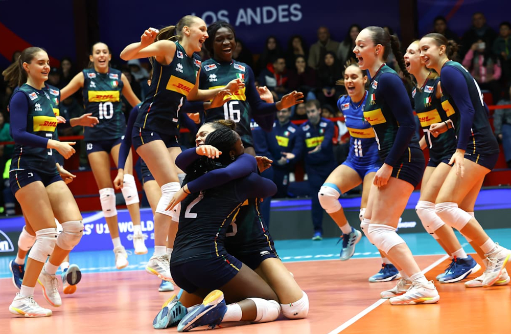Le azzurre under 17 di pallavolo femminile hanno conquistato gli ottavi di finale del mondiale.