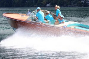 un RIVA sul LAGO MAGGIORE