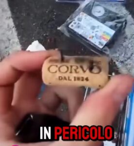 Luino, tappi chiodati nel parcheggio